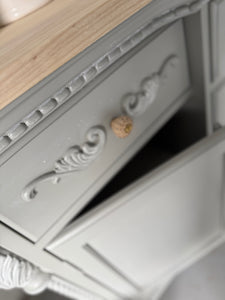 “Refined and Sophistication” Gray Buffet