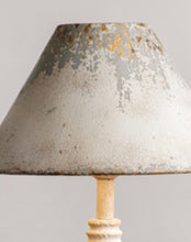 Load image into Gallery viewer, Farmhouse Style Table Lamp