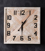 Load image into Gallery viewer, Farmhouse Style Clock